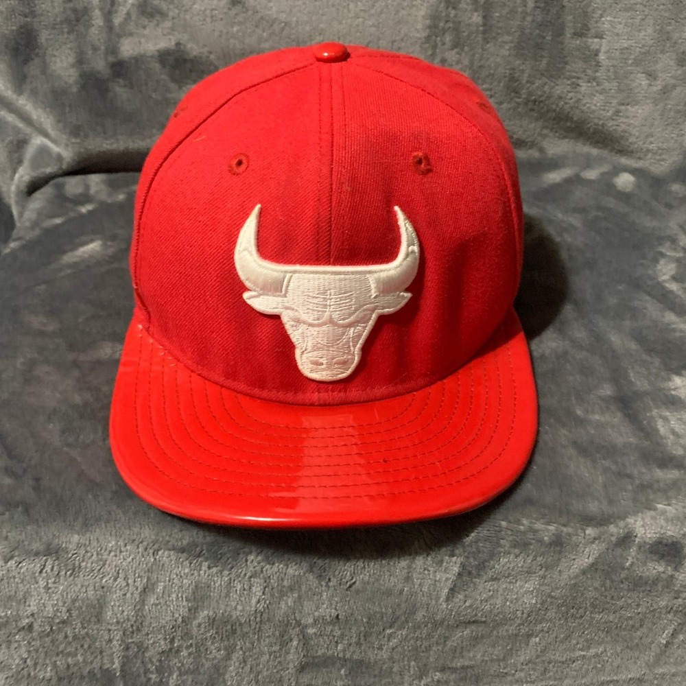 New Era Chicago Bulls NBA 9FIFTY Snapback Hat Cap Red White Logo Adjustable